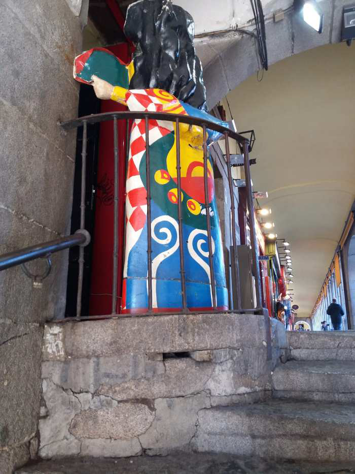 The pulpit in Arco de Cuchilleros (Plaza Mayor of Peñíscola)