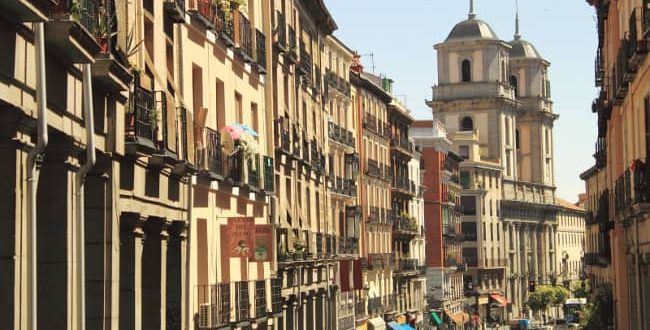 Calle de Toledo - Vista desde la Plaza Mayor